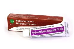 Hydrocortisone 1% Ointment Packshot